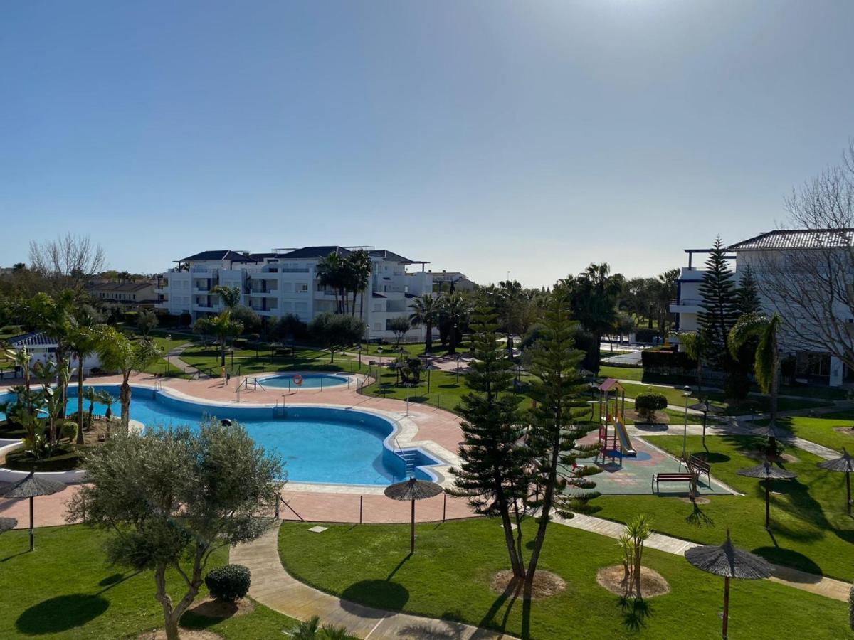 Apartamento En Bahia Golf - Коста Балена Екстериор снимка
