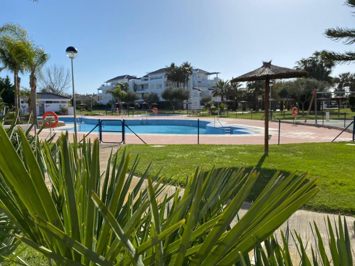 Apartamento En Bahia Golf - Коста Балена Екстериор снимка