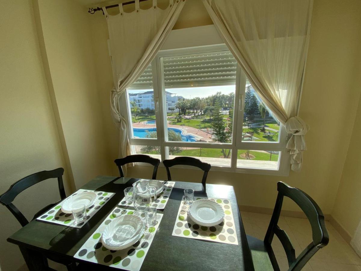 Apartamento En Bahia Golf - Коста Балена Екстериор снимка